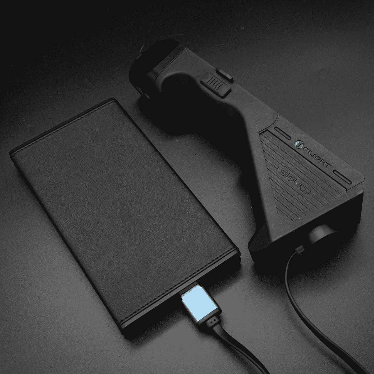 Olight Sigurd Angled Grip Light - Black