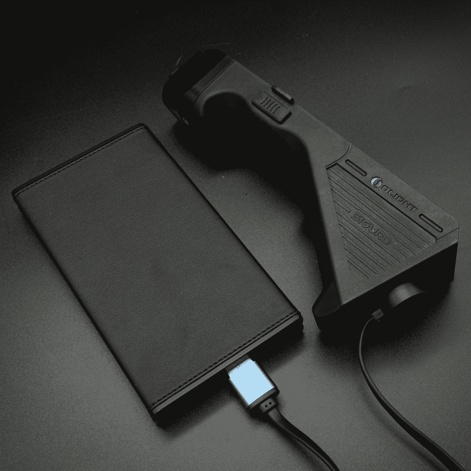 Olight Sigurd Angled Grip Light - Black