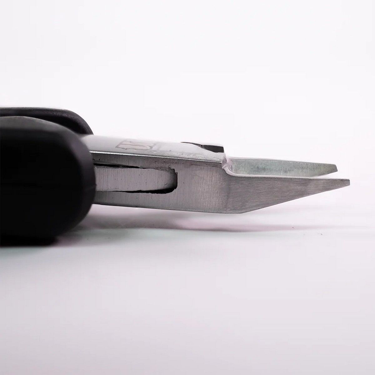 Flush Cut Clippers - MonumenTOOLS