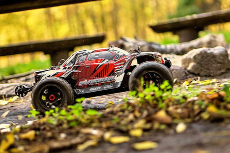 Team Corally Sketer XP4S Monster Truck Brushless RTR-4