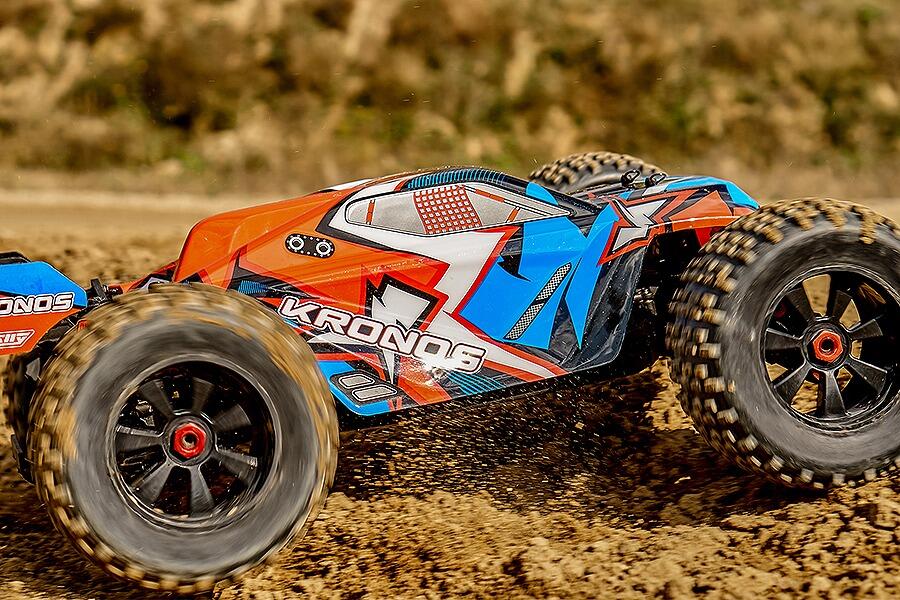 Team Corally Kronos XP 6S Monster Truck 1/8 LWB Brushless RTR 21-1